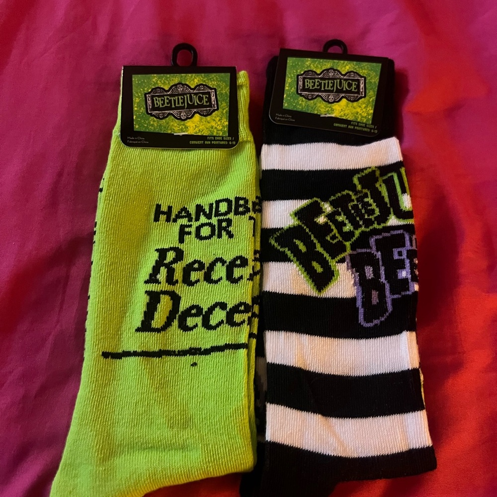 Bettle Juice Socks